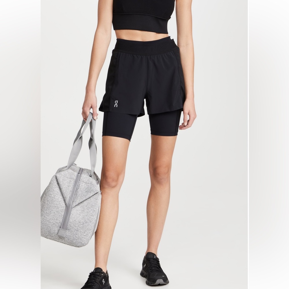 On Cloud On Running Active Shorts Size Small - image 1